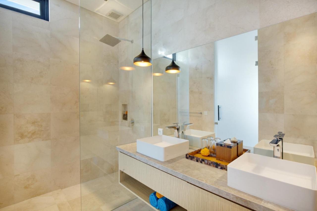 Eight Palms Villa Seminyak By Ini Vie Hospitality Dış mekan fotoğraf