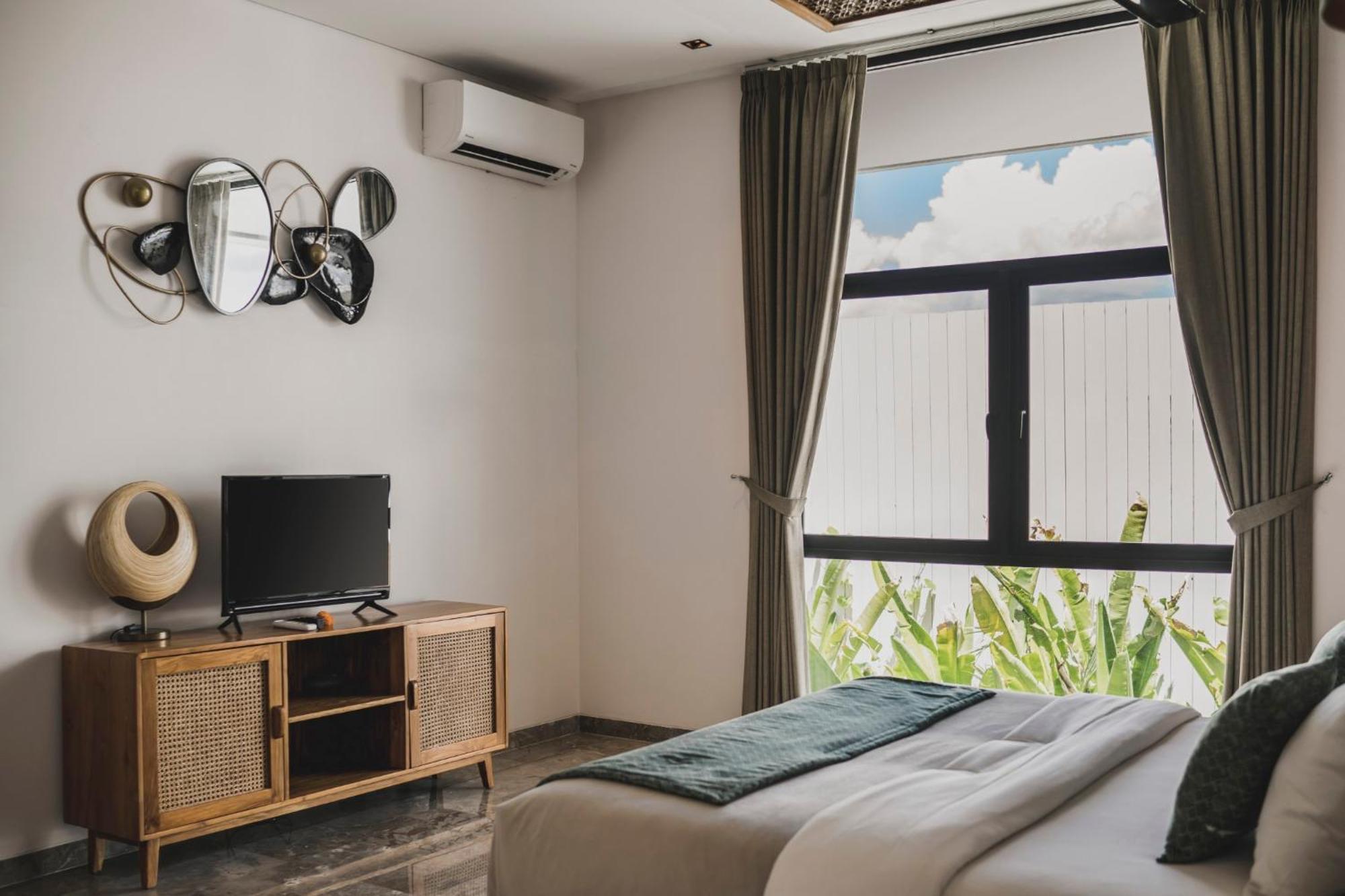 Eight Palms Villa Seminyak By Ini Vie Hospitality Dış mekan fotoğraf