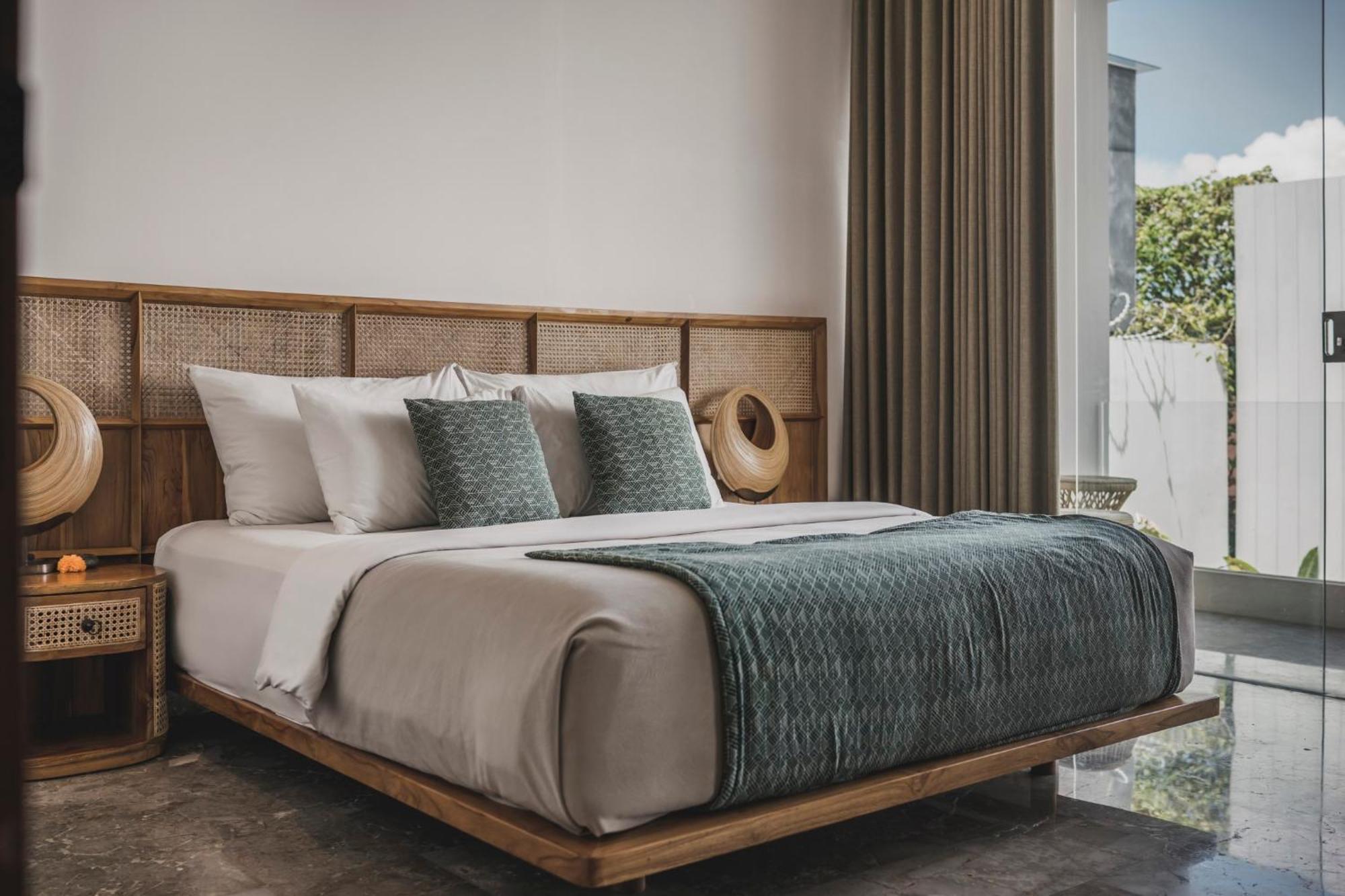 Eight Palms Villa Seminyak By Ini Vie Hospitality Dış mekan fotoğraf