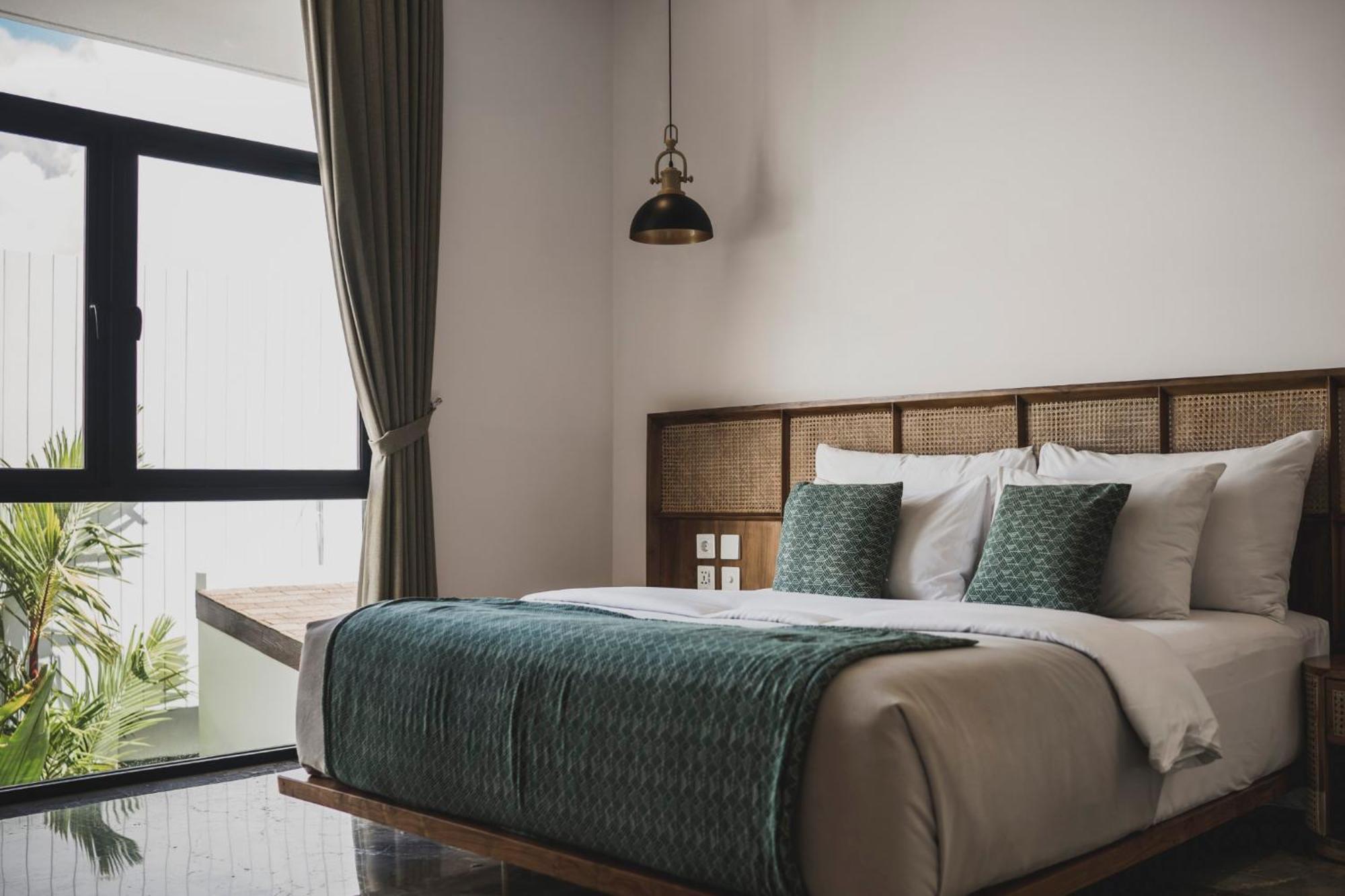 Eight Palms Villa Seminyak By Ini Vie Hospitality Dış mekan fotoğraf